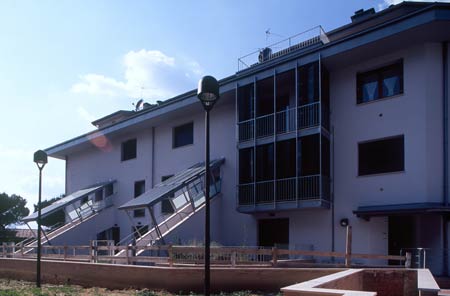 Residential Buildings
Area ex Salcis - Siena
(2002)