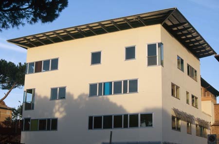 Edificio plurifunzionale 
Via Fiorentina - Siena
(2004-2009)